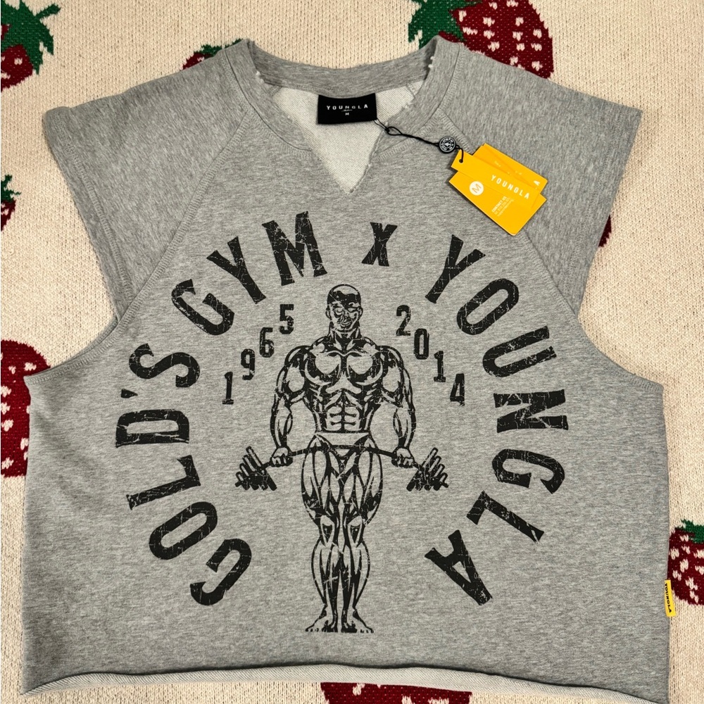 Gold’s Gym x YLA
